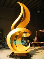 抽象雕塑  高3.5米
